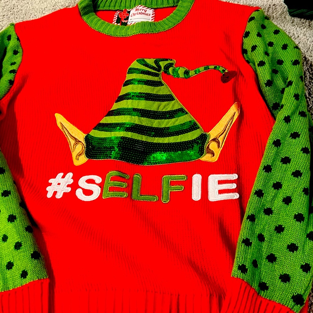 Ugly Christmas Sweater “sELFie” size Medium